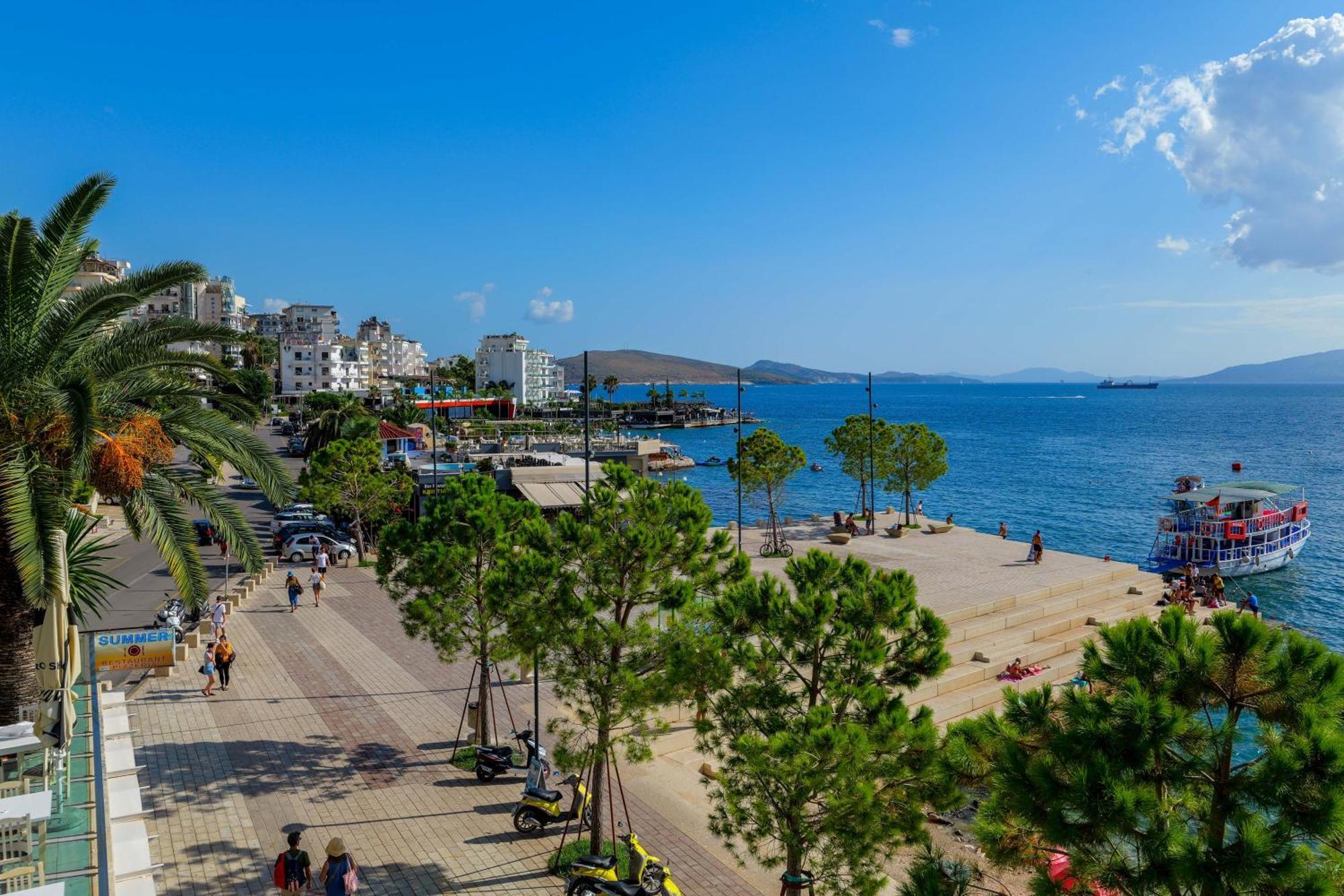 Hotel Summer Sarandë Esterno foto