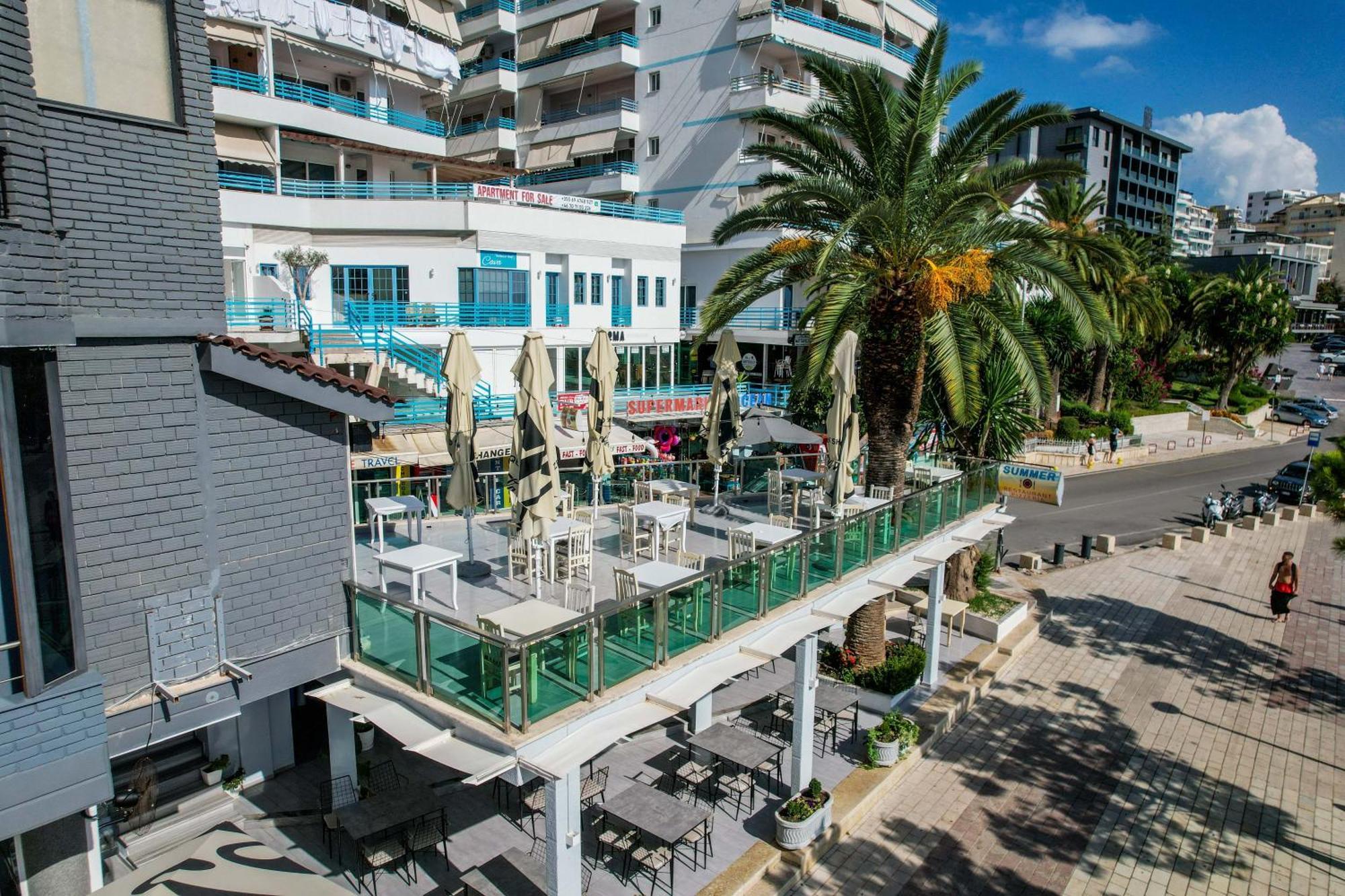 Hotel Summer Sarandë Esterno foto