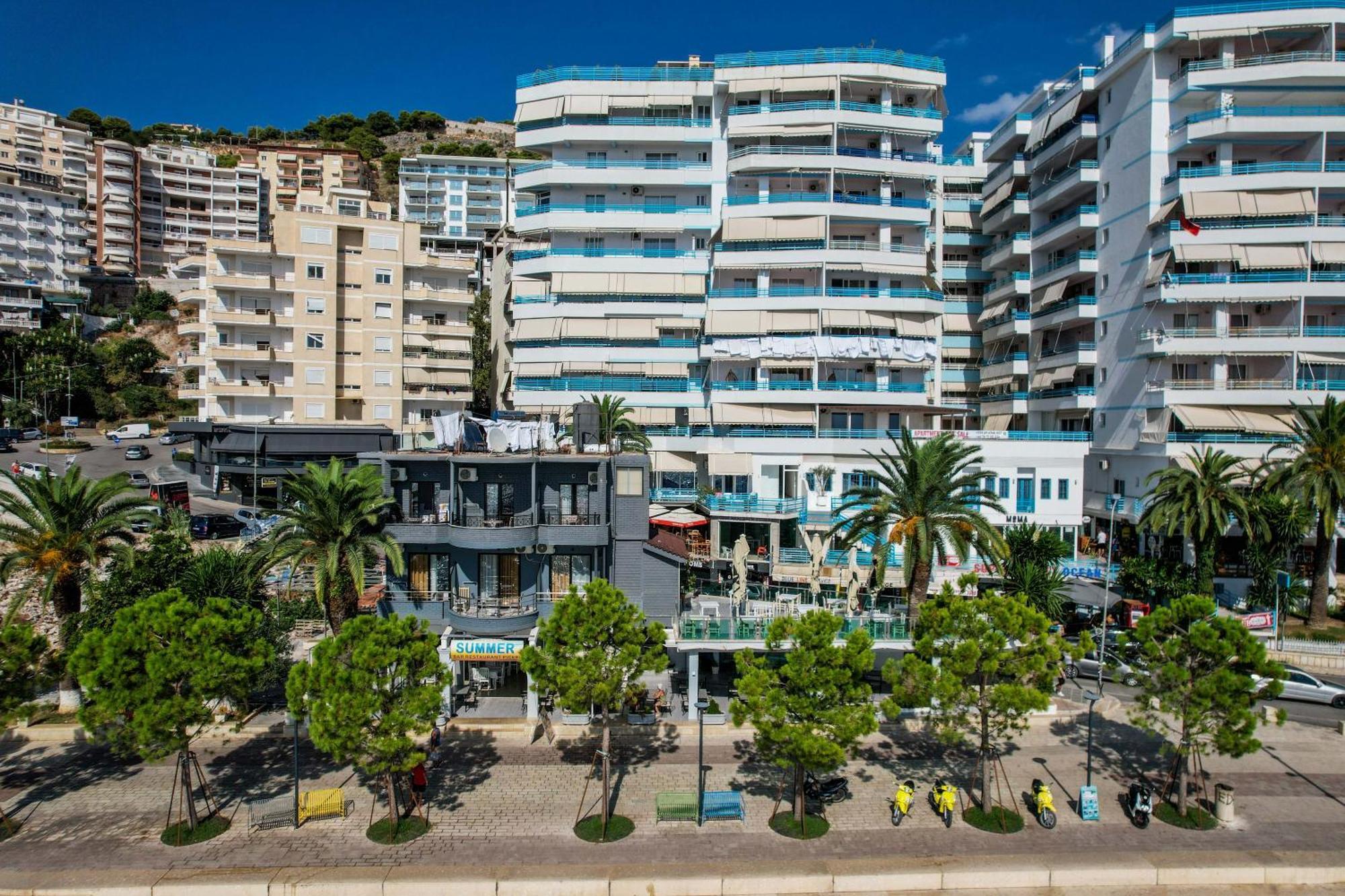 Hotel Summer Sarandë Esterno foto